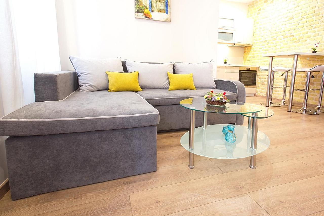 Corfu  Liston Inn Suites מראה חיצוני תמונה