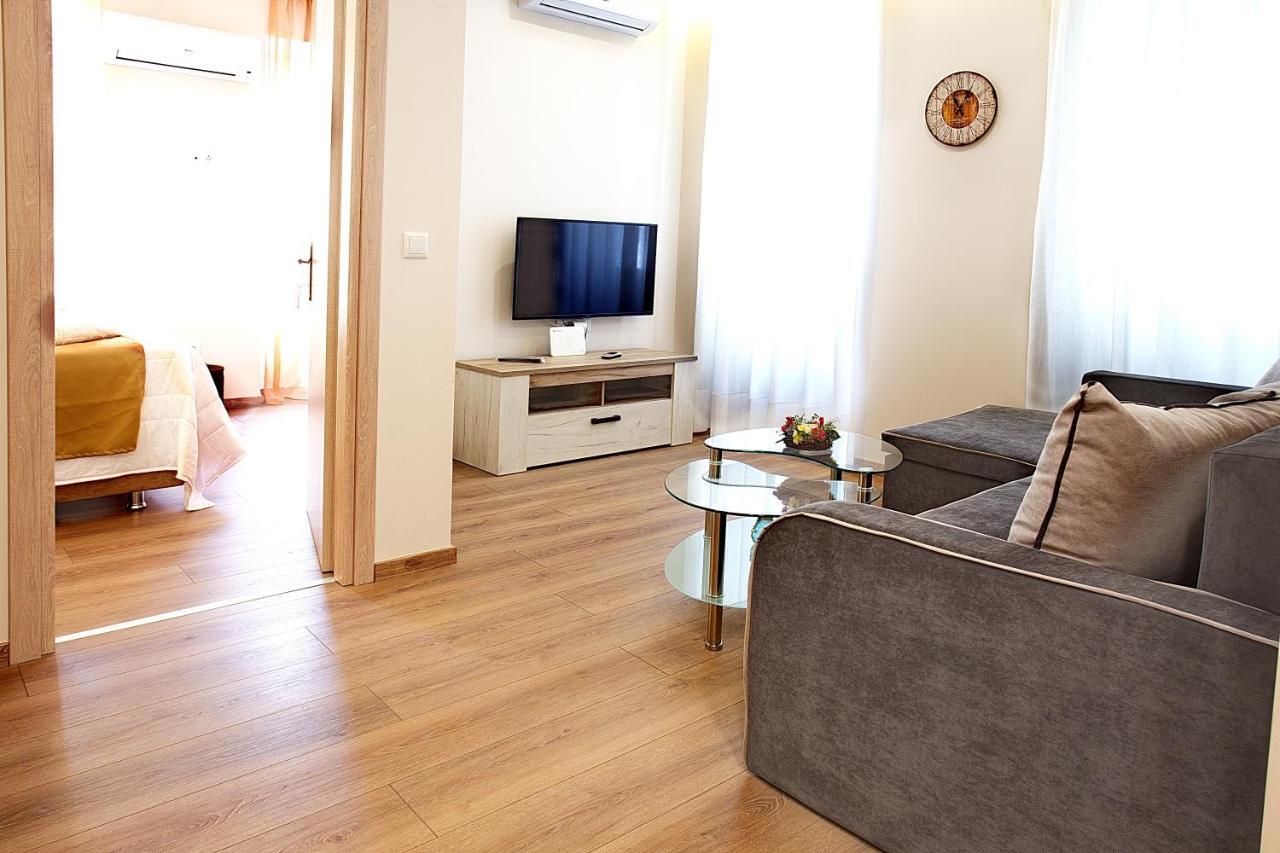 Corfu  Liston Inn Suites מראה חיצוני תמונה